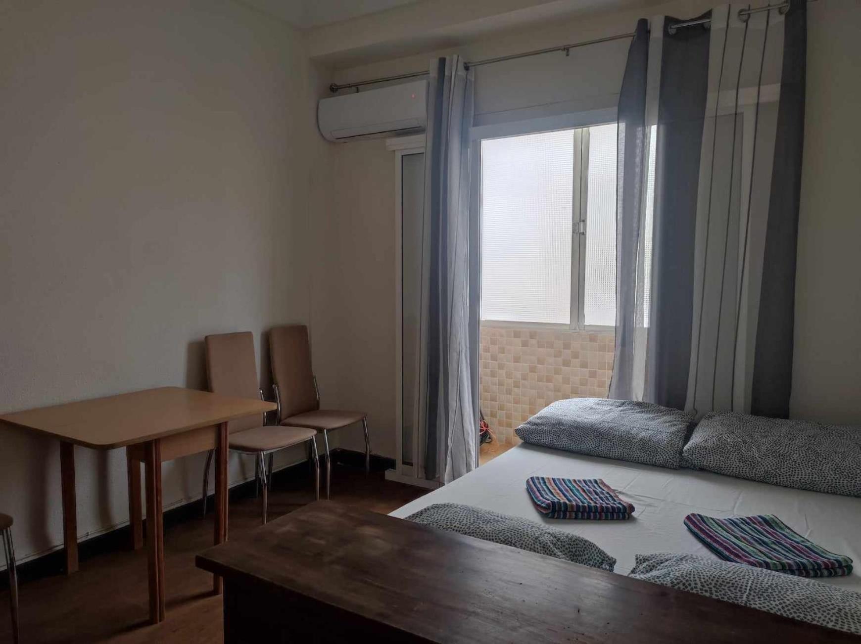 17-Habitacion Del Piso Apartman Alicante Kültér fotó